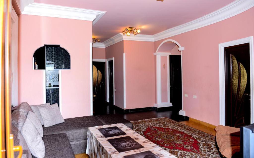 Angel Apartments Jerevan Buitenkant foto